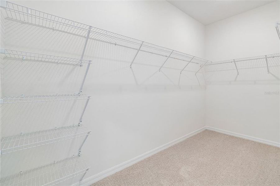 Spacious, unfurnished interior of a new home in Waterset Townhomes, Apollo Beach (Image 25).