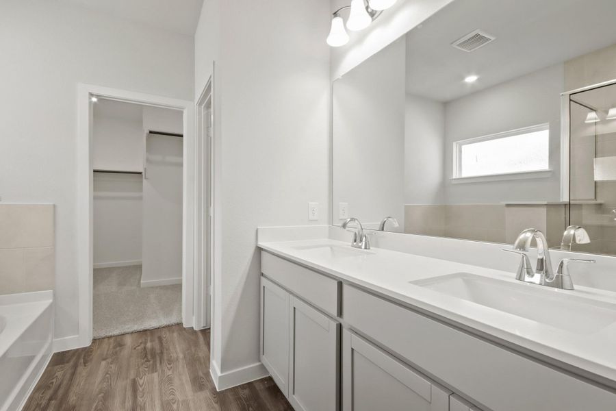 Furnished interior view inside a new home in The Woodlands Hills, Willis (Image 5). Furnished interior view inside a new home in The Woodlands Hills, Willis (Image 5).