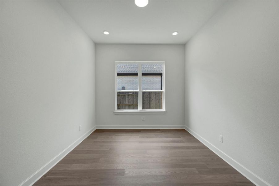 Spacious, unfurnished interior of a new home in ARTAVIA - Parkview Collection, Conroe (Image 36).