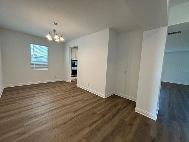 Spacious, unfurnished interior of a new home in Trinity Lakes, Groveland (Image 11).