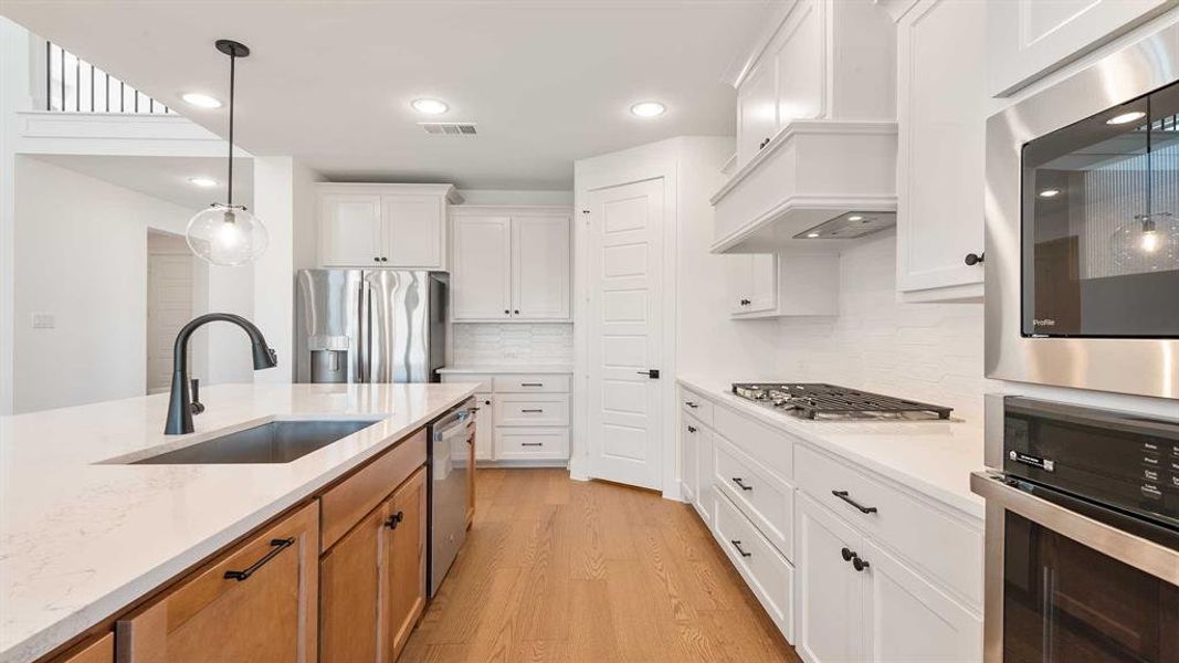 Furnished interior view inside a new home in Mosaic 50', Celina (Image 11).