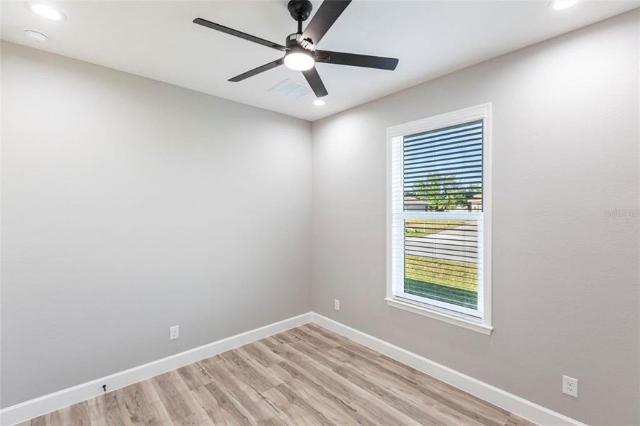 Spacious, unfurnished interior of a new home in , Cape Coral (Image 29).