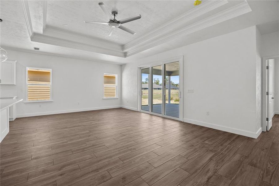 Spacious, unfurnished interior of a new home in , Gainesville (Image 17).