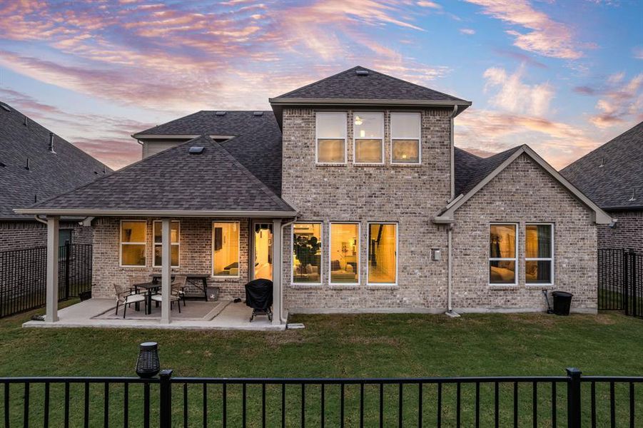 Another view of the back of the house Another view of the back of the house