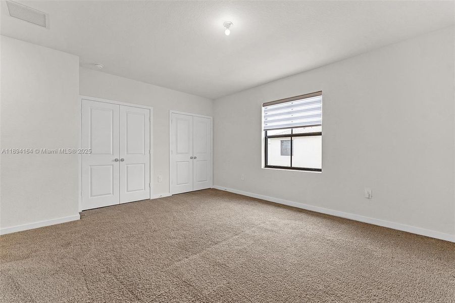 Spacious, unfurnished interior of a new home in , Florida City (Image 20).