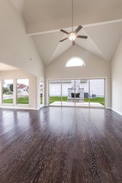 11 8350SierraHermosa 011 Mls