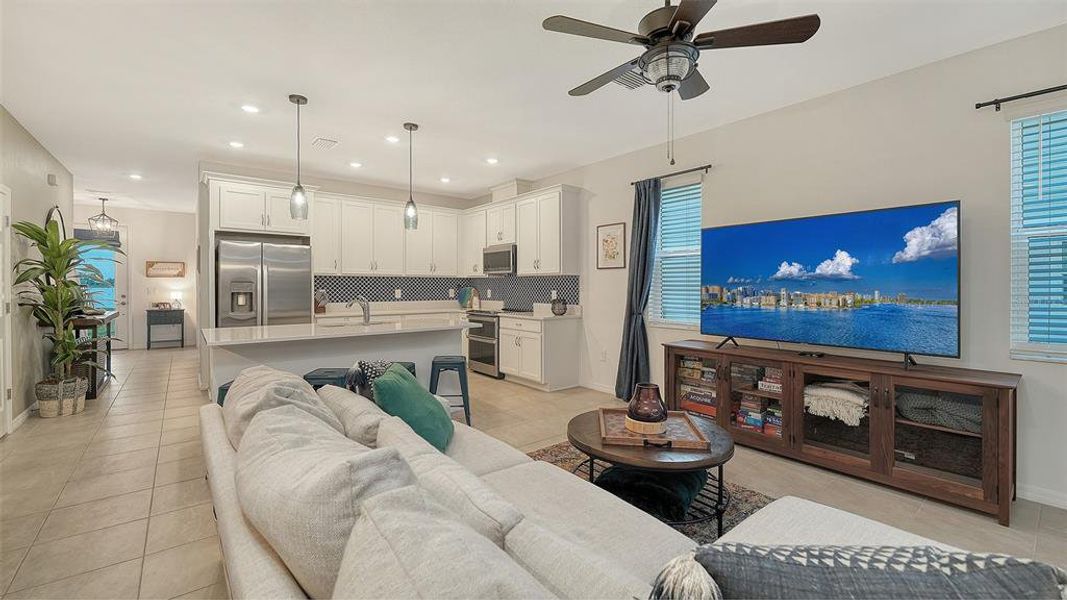 Furnished interior view inside a new home in , Lakewood Ranch (Image 27).