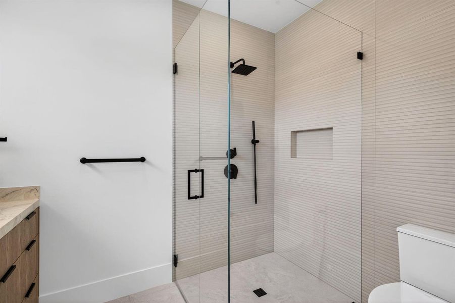 85-web-or-mls-699A4134 2 85-web-or-mls-699A4134 2