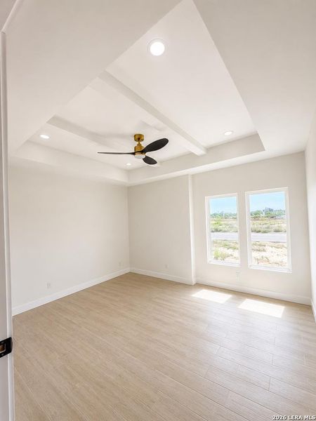 Spacious, unfurnished interior of a new home in , Eagle Pass (Image 15).