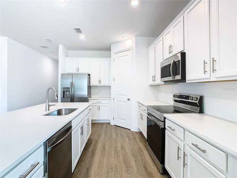 Furnished interior view inside a new home in , Winter Garden (Image 8).