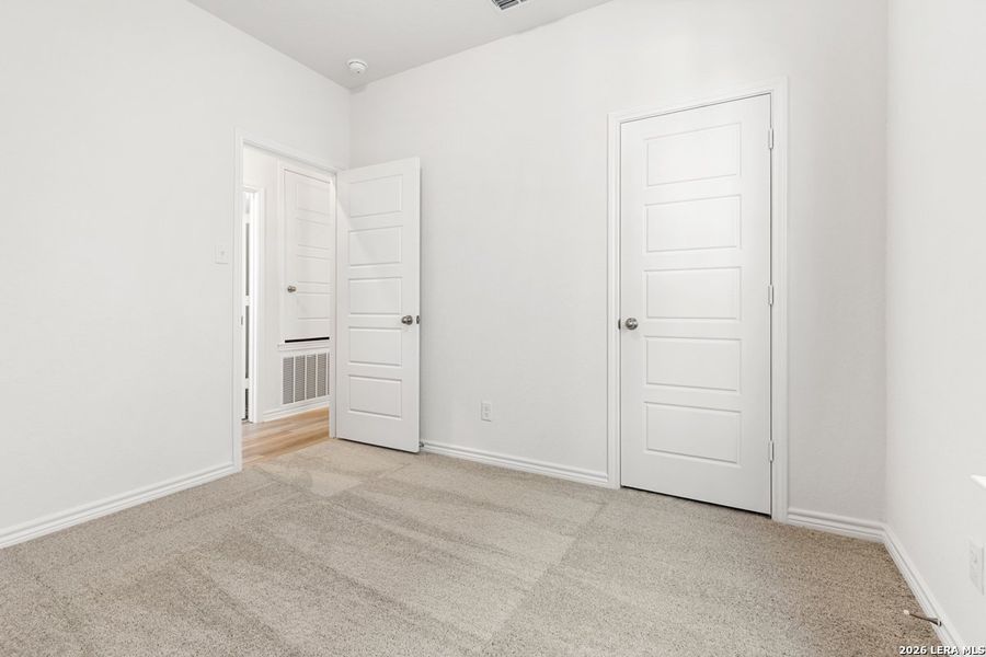 Spacious, unfurnished interior of a new home in Knox Ridge, Converse (Image 26).