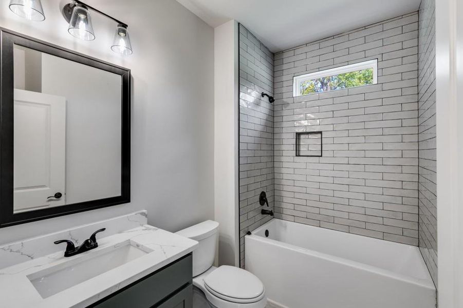 Furnished interior view inside a new home in , Dallas (Image 11).