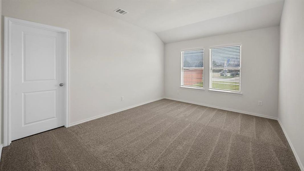 Spacious, unfurnished interior of a new home in Frontier Pointe, Princeton (Image 19).