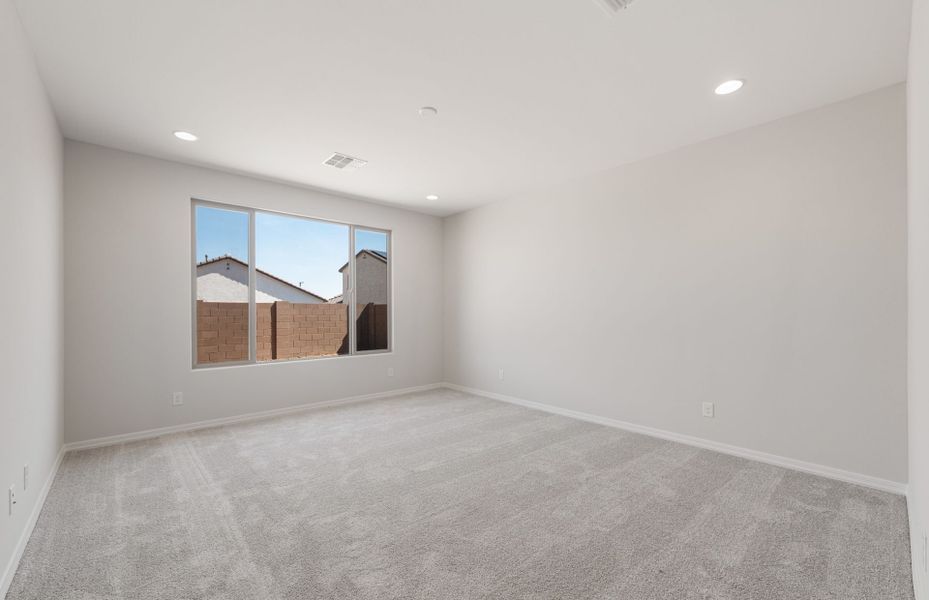 Spacious, unfurnished interior of a new home in Artisan at Asante, Surprise (Image 21). Spacious, unfurnished interior of a new home in Artisan at Asante, Surprise (Image 21).