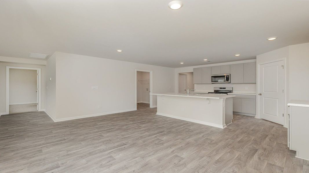 Representative unfurnished interior of a home built from the DOVER-EXPRESS by D.R. Horton in Stanbury Creek, Supply (Image 22).