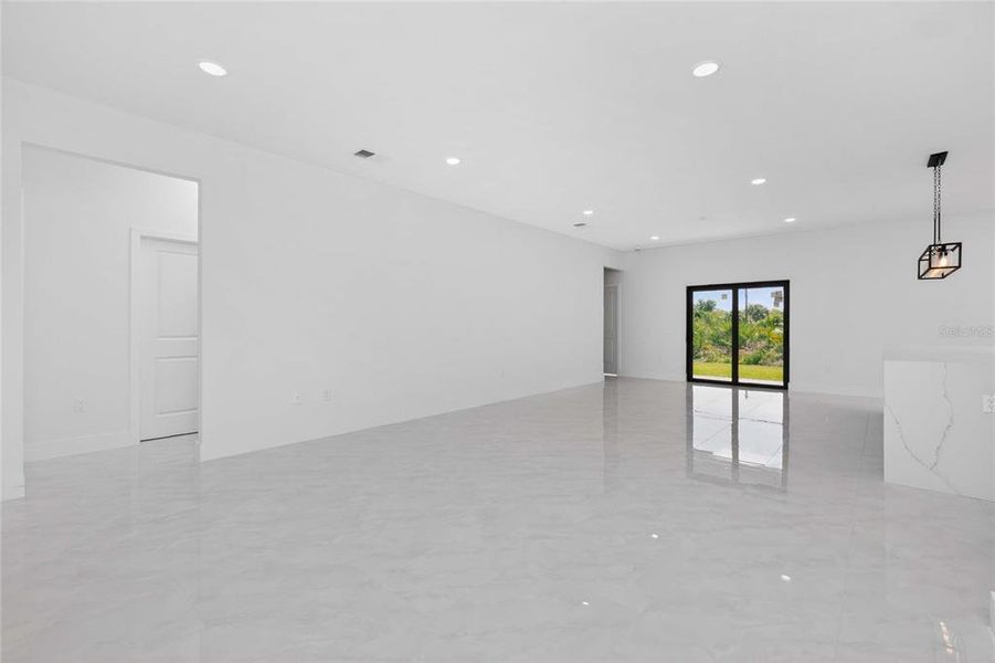 Spacious, unfurnished interior of a new home in , Port Charlotte (Image 56).