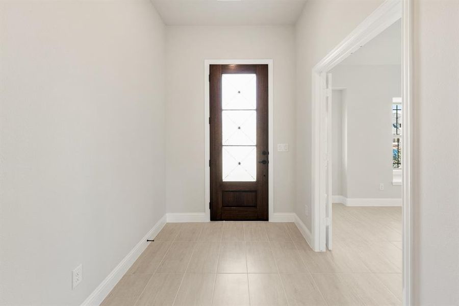 Spacious, unfurnished interior of a new home in Woodstone, Providence Village (Image 17). Spacious, unfurnished interior of a new home in Woodstone, Providence Village (Image 17).