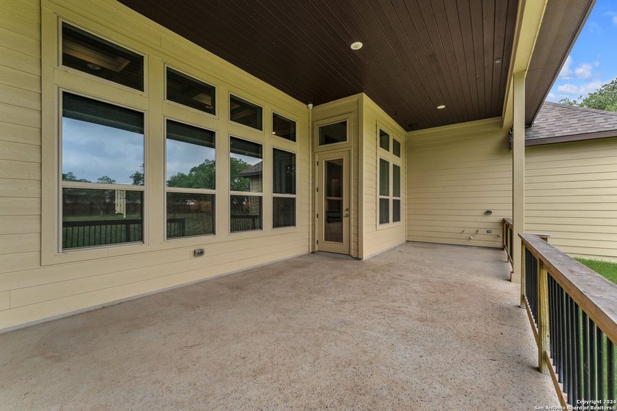 Image 35 of a home in . Image 35 of a home in .