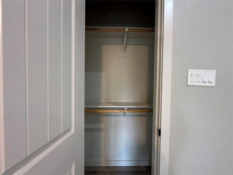 Spacious, unfurnished interior of a new home in , Comanche (Image 11).