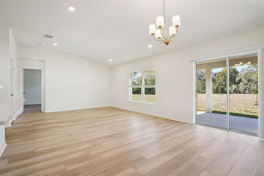 Spacious, unfurnished interior of a new home in Silver Lake Estates II, Leesburg (Image 11).