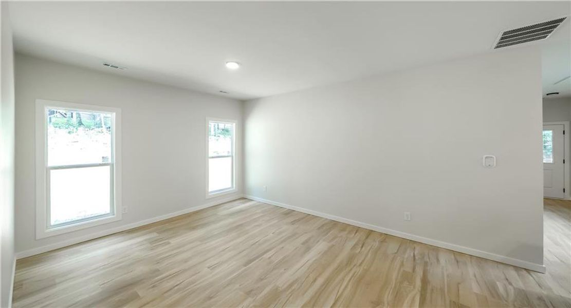Spacious, unfurnished interior of a new home in , Carrollton (Image 17).