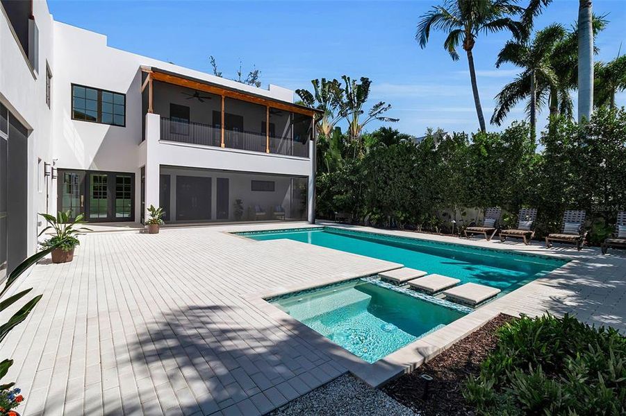 Exterior details and patio area of a home in , Sarasota (Image 3).