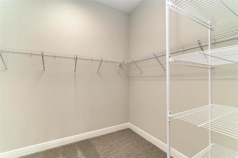 Spacious, unfurnished interior of a new home in North River Ranch, Parrish (Image 32).