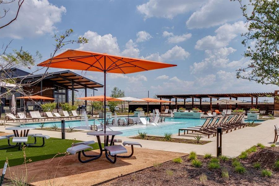 Community amenities in Tavolo Park, Fort Worth (Image 36).
