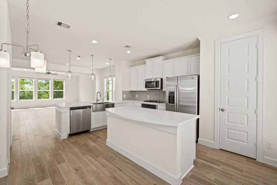 Convenient center island (*Photo not of actual home and used for illustration purposes only.)