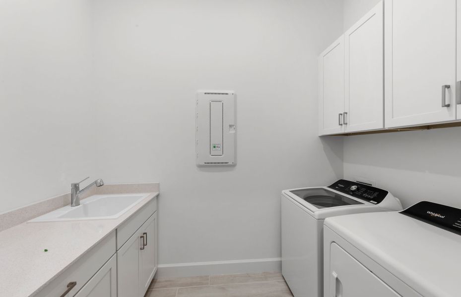 Furnished interior view inside a new home in Terreno, Naples (Image 11).