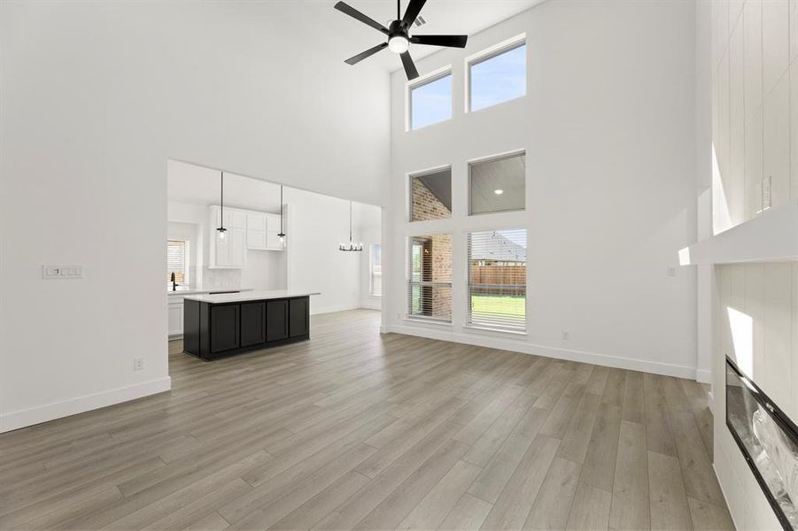 07. 2415 Haley - Family 07. 2415 Haley - Family