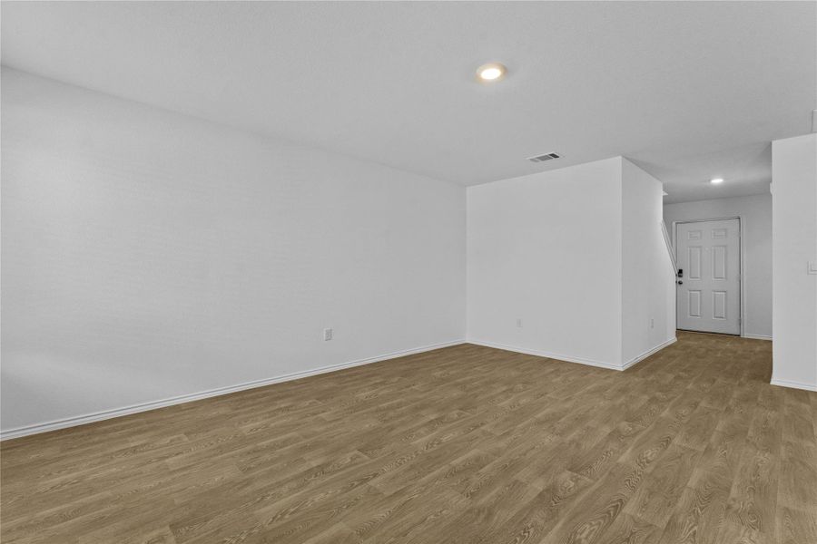 Spacious, unfurnished interior of a new home in Prairie Lakes, Buda (Image 31).