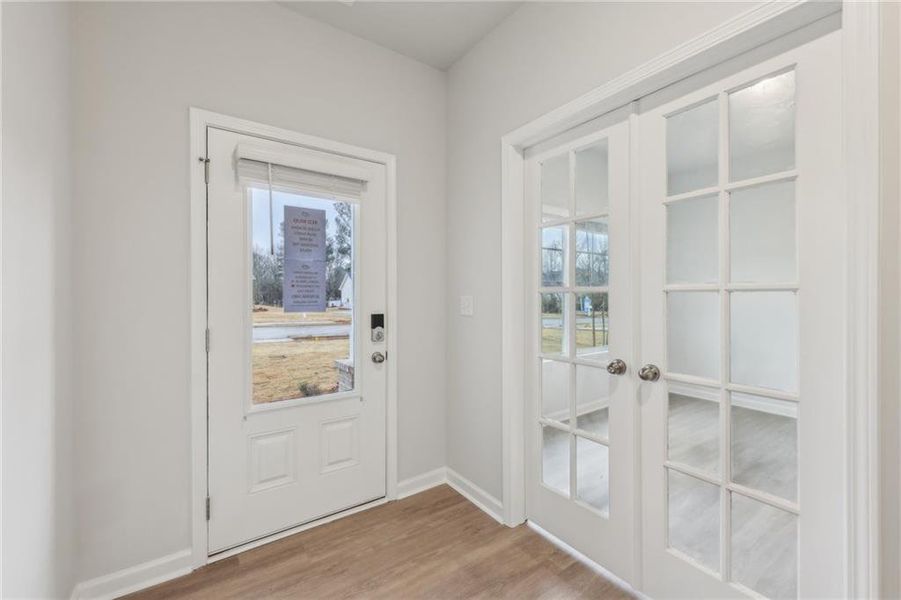 Spacious, unfurnished interior of a new home in Stephen's Landing, Loganville (Image 43).