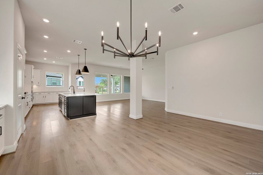 Spacious, unfurnished interior of a new home in The Crossvine 55’, Schertz (Image 30).