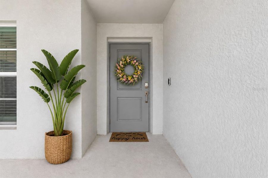 Exterior details and patio area of a home in , Venice (Image 22).