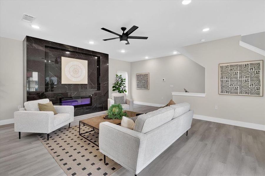 Furnished interior view inside a new home in , Dallas (Image 8).