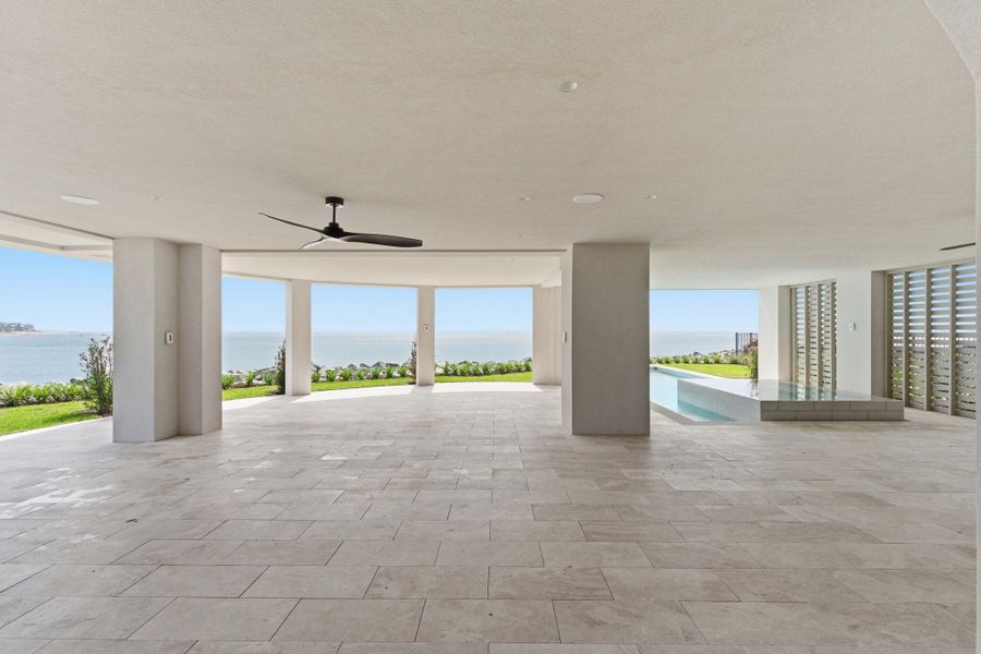 Spacious, unfurnished interior of a new home in , Sullivan's Island (Image 66).