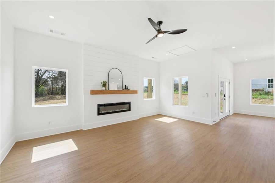 Spacious, unfurnished interior of a new home in , Loganville (Image 22).