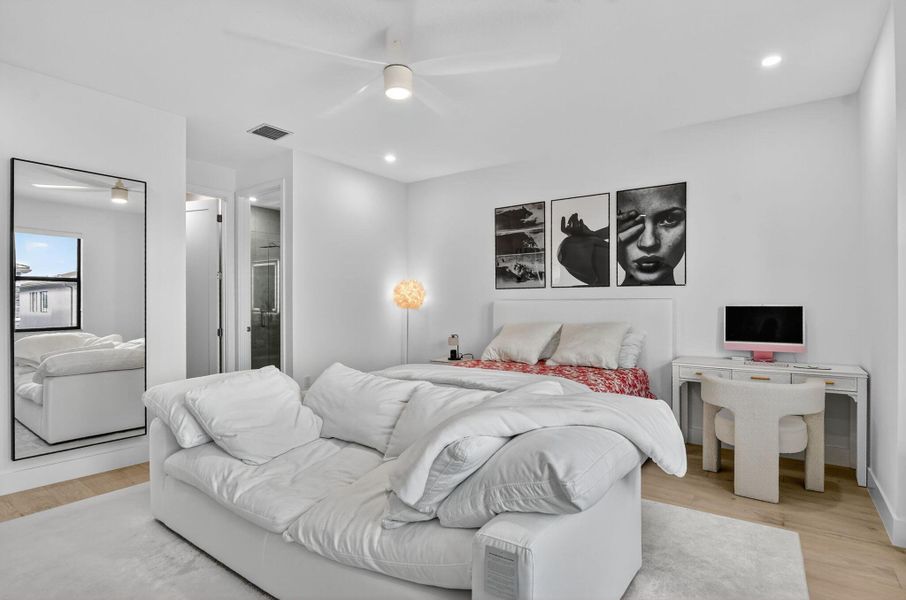 Furnished interior view inside a new home in , Boca Raton (Image 45). Furnished interior view inside a new home in , Boca Raton (Image 45).