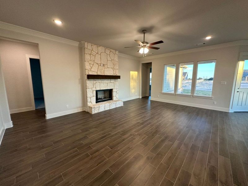 Spacious, unfurnished interior of a new home in Eagle Ridge Estates, Weatherford (Image 12). Spacious, unfurnished interior of a new home in Eagle Ridge Estates, Weatherford (Image 12).