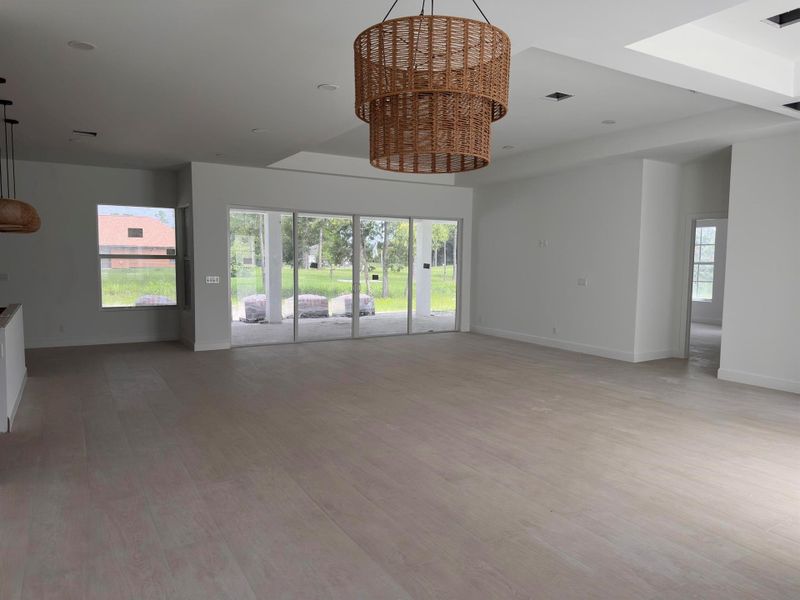 Image 6 of a home in .