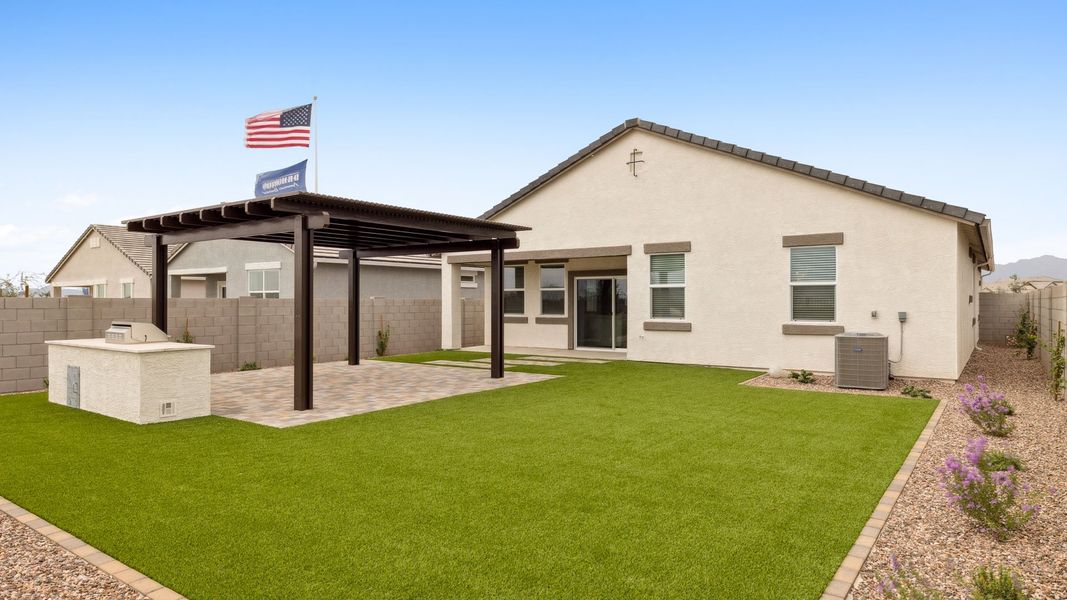 Exterior details and patio area of a home in Anthem at Merrill Ranch, Florence (Image 3).