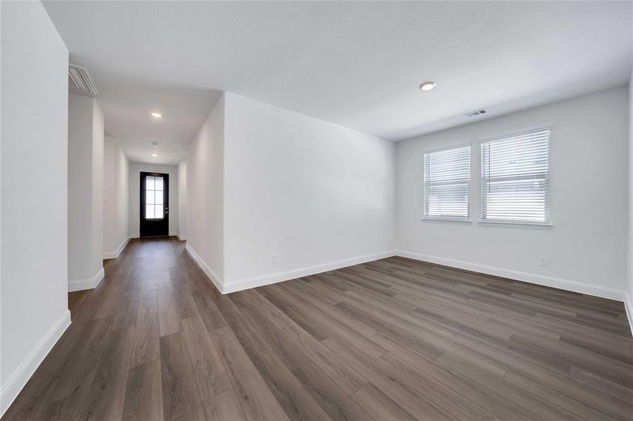 Spacious, unfurnished interior of a new home in Ashford Park - Texana Series, Corinth (Image 24). Spacious, unfurnished interior of a new home in Ashford Park - Texana Series, Corinth (Image 24).