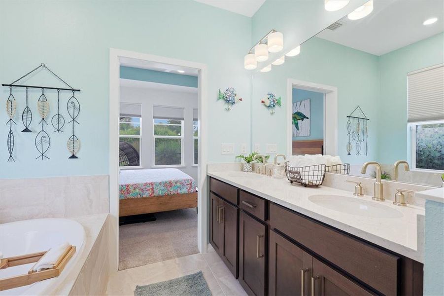 Furnished interior view inside a new home in Palmero, Nokomis (Image 31).