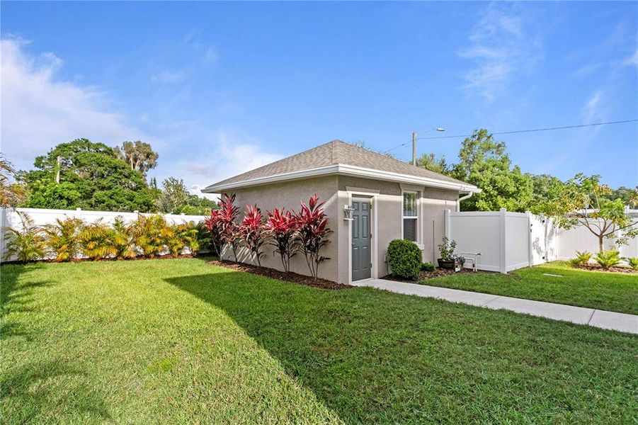 Front exterior of a new home in , St. Petersburg, FL, highlighting curb appeal (Image 29).