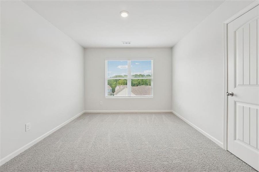 Spacious, unfurnished interior of a new home in , Dallas (Image 33).