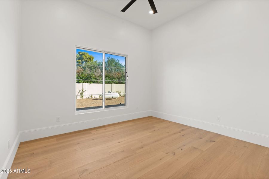 42-web-or-mls-10809-n-82nd-pl 42-web-or-mls-10809-n-82nd-pl