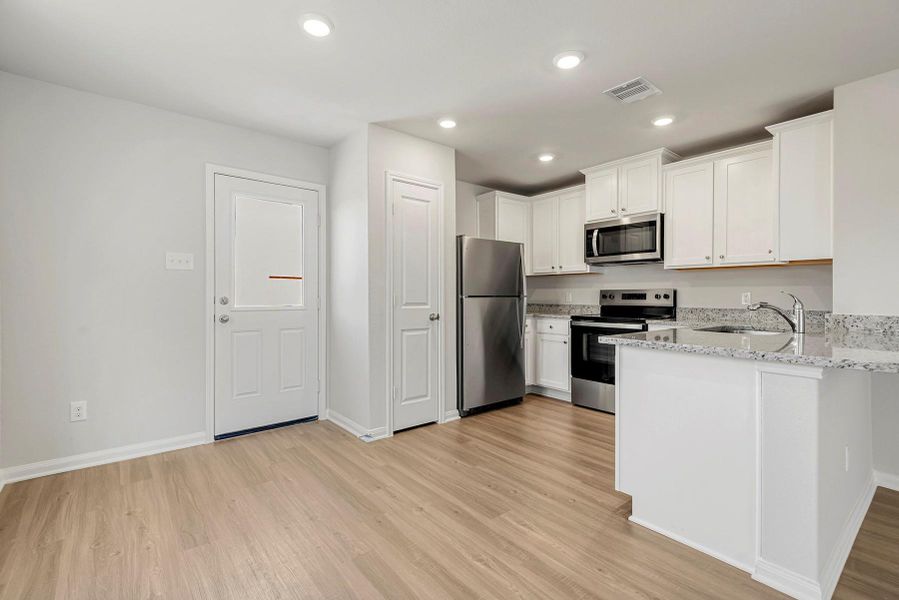 Image 14 of a home in Vacek Country Meadows.