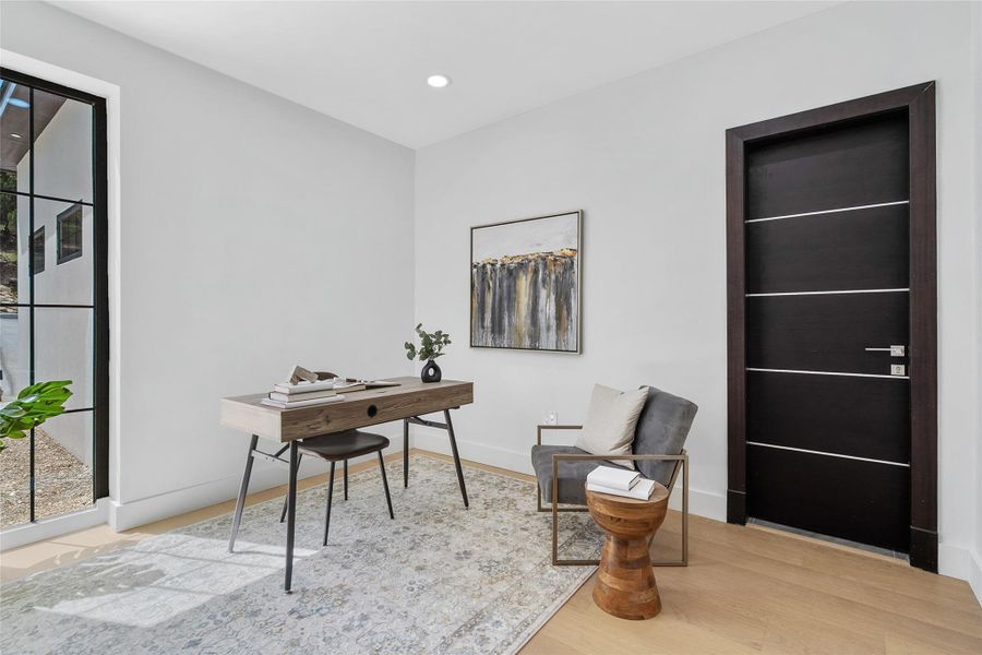 Furnished interior view inside a new home in , Lago Vista (Image 32).