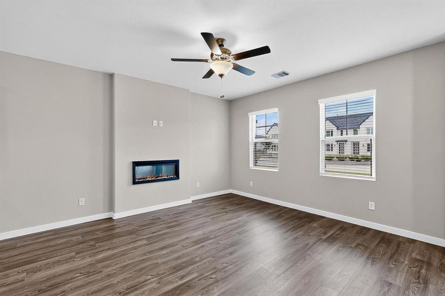 Spacious, unfurnished interior of a new home in Solterra Texas, Mesquite (Image 30). Spacious, unfurnished interior of a new home in Solterra Texas, Mesquite (Image 30).